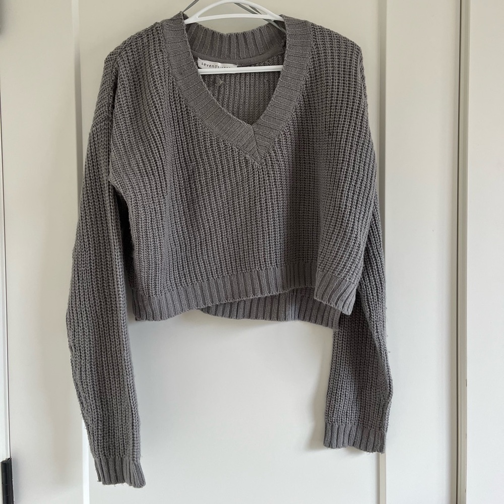 Cozy cropped knit sweater